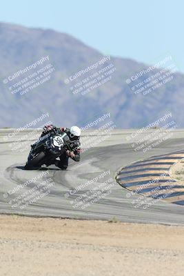 media/Oct-05-2025-CVMA (Sun) [[beeef4f201]]/Race 11-500-400(4)-350 Supersport/